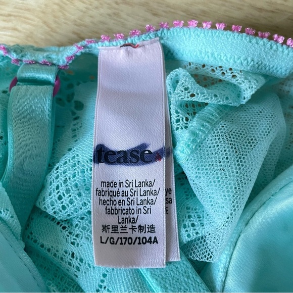 New! Victoria's Secret Waterfall Tease Lace Unlined Demi Bodysuit 47410 - Picture 10 of 14